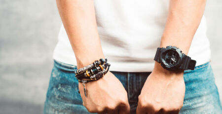 צמידים עם שעון יד